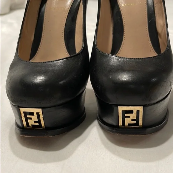 FENDI Décolleté black platform heels FF size 36.5 - Picture 2 of 6